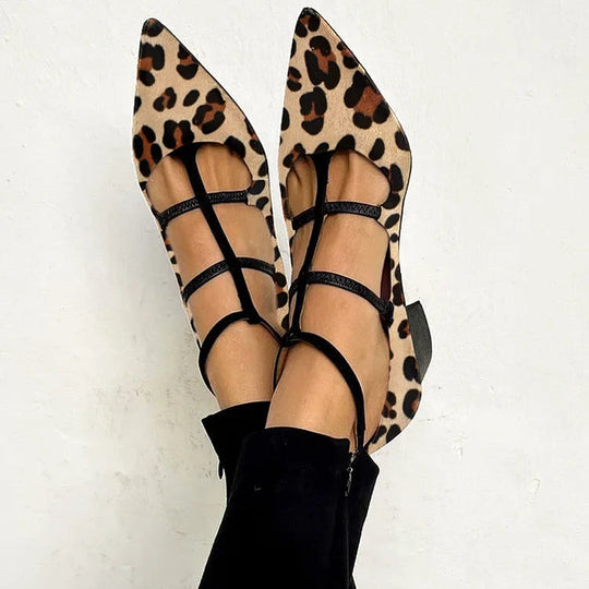 Franca | Buty na obcasie z paskiem w panterkę — zdjęcie produktu 1