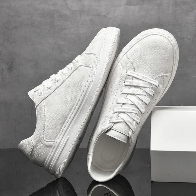 Luna™ Ponadczasowe Niskie Teksturowane Sneakersy