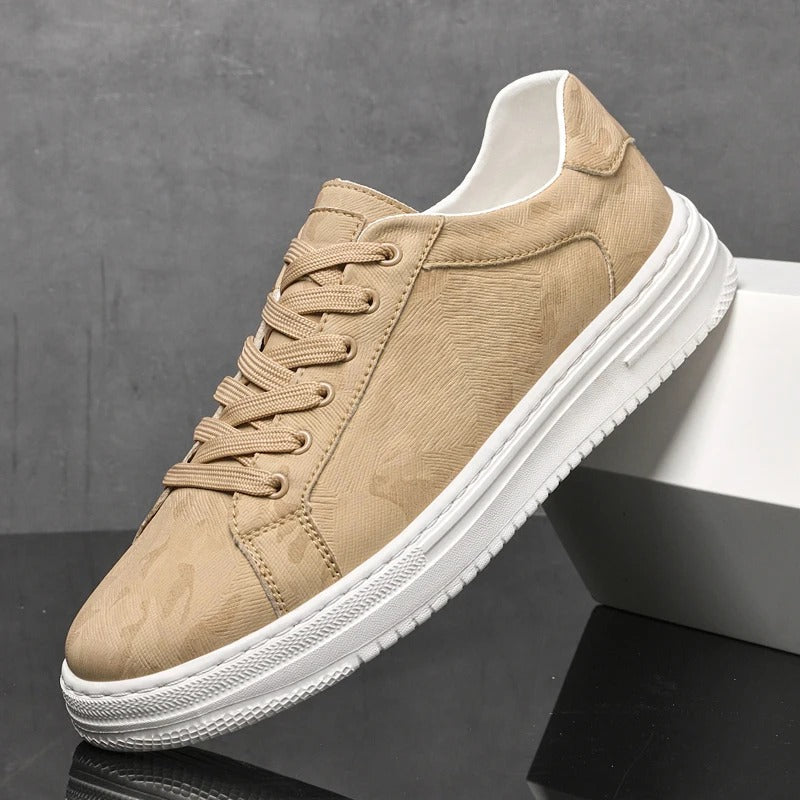 Luna™ Ponadczasowe Niskie Teksturowane Sneakersy