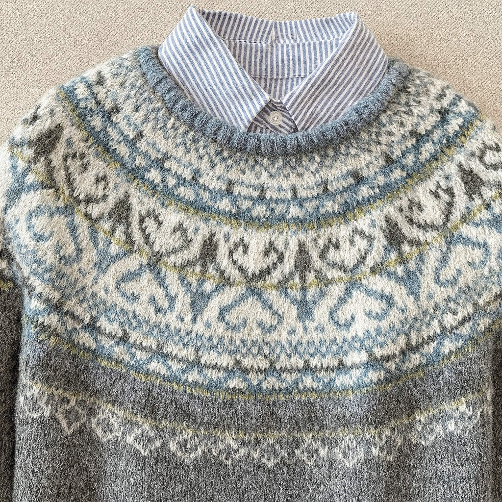 VELISSE Elegancki Vintage Sweter