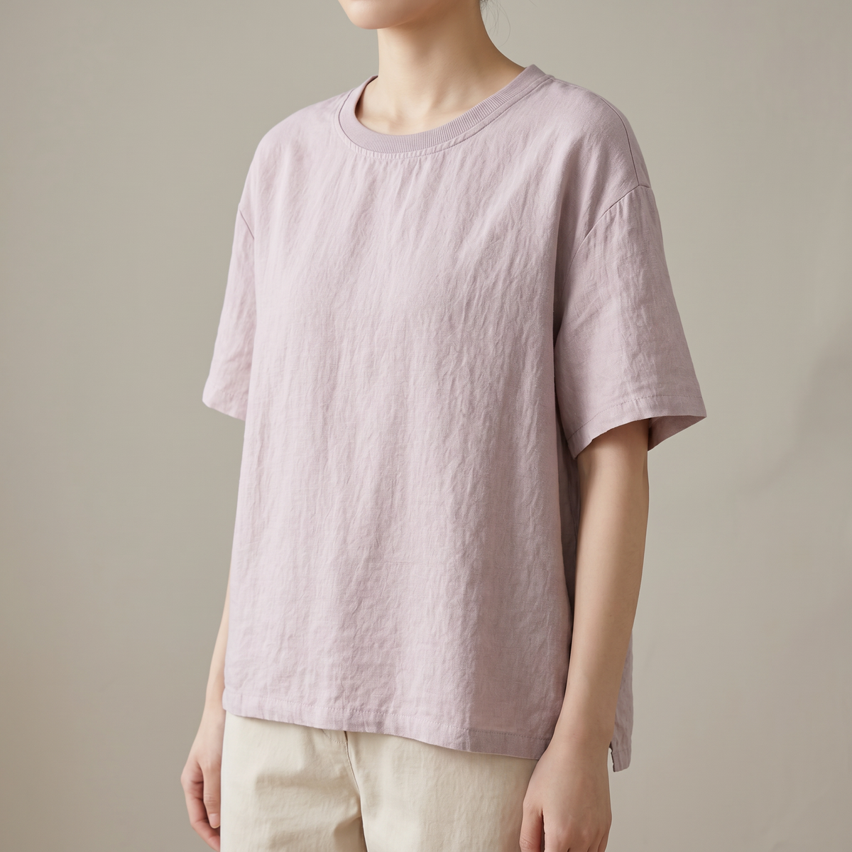 T-shirt lniany Margaret o swobodnym kroju