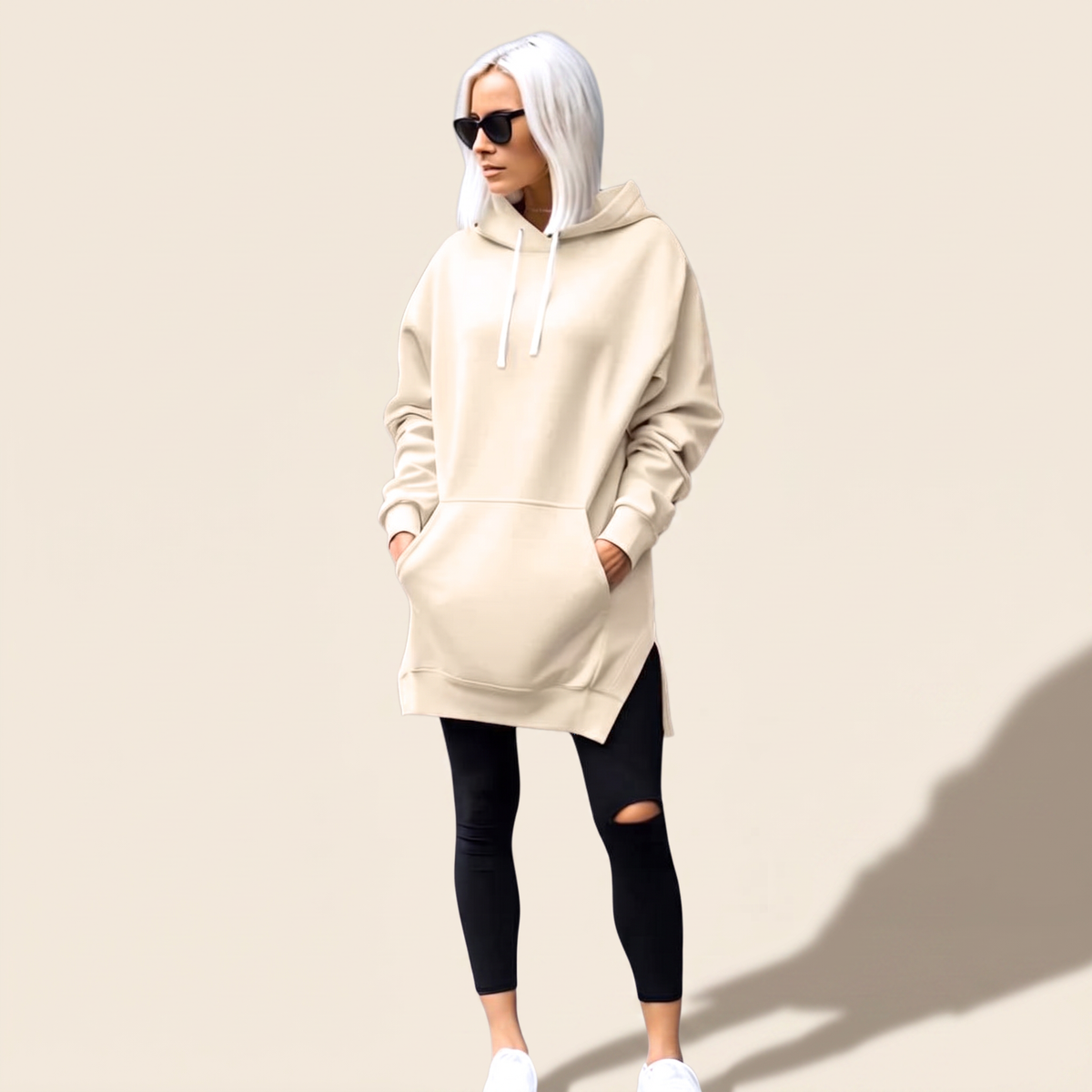 Avelmere – sukienka dresowa z miękkiej tkaniny typu fleece z kapturem