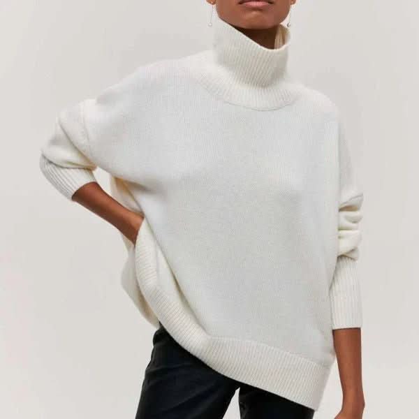 Aria – sweter oversize z golfem