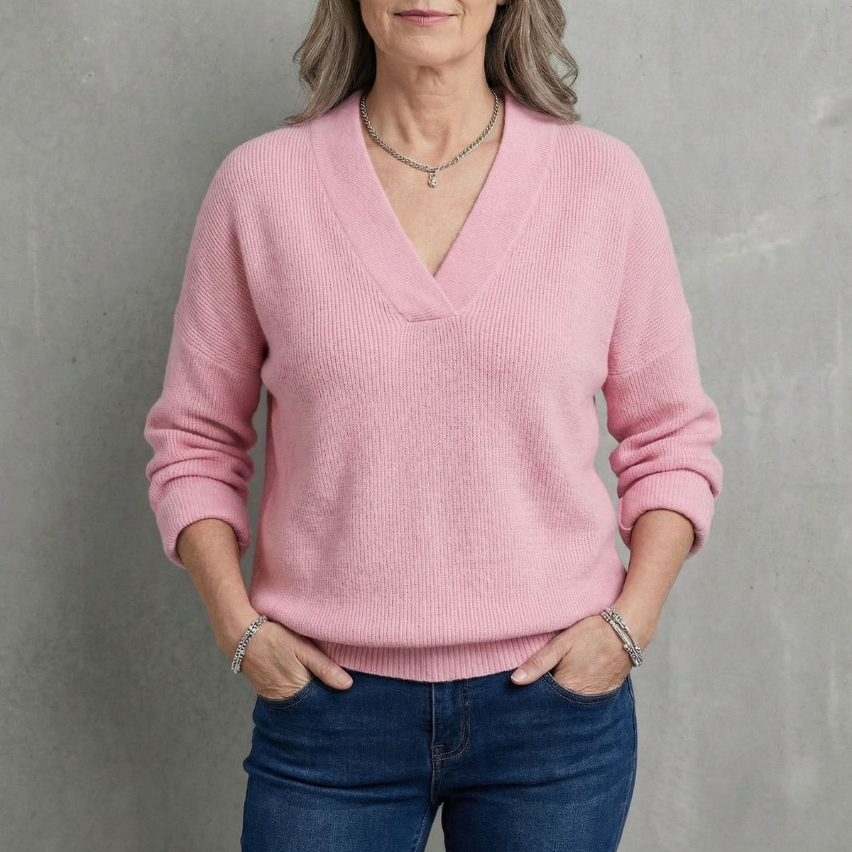 ROSEMERE Sweter z dekoltem w serek, luźny krój
